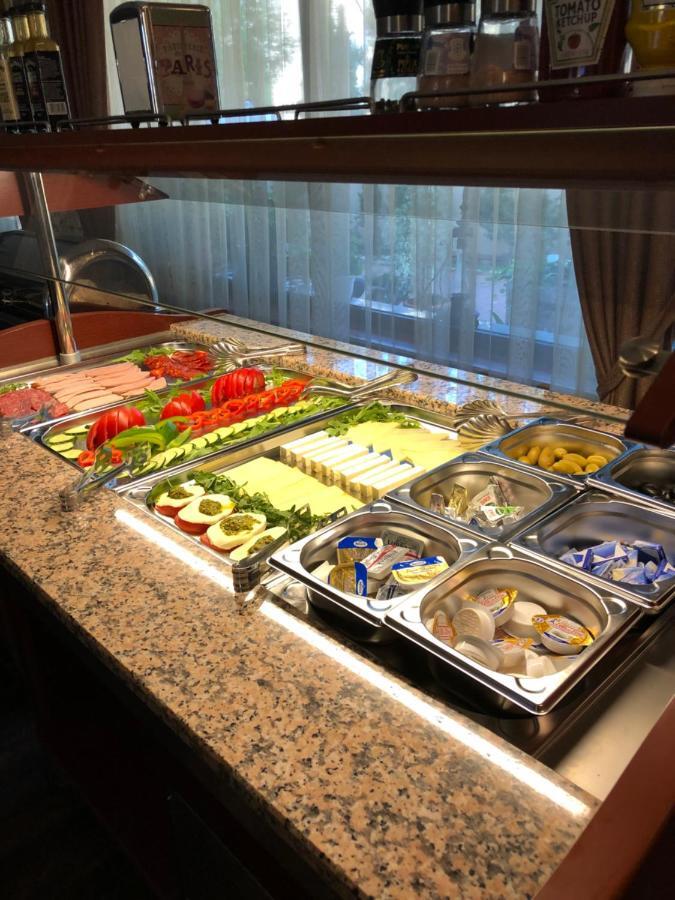 Hotel Aviator Boutique Otopeni Eksteriør billede